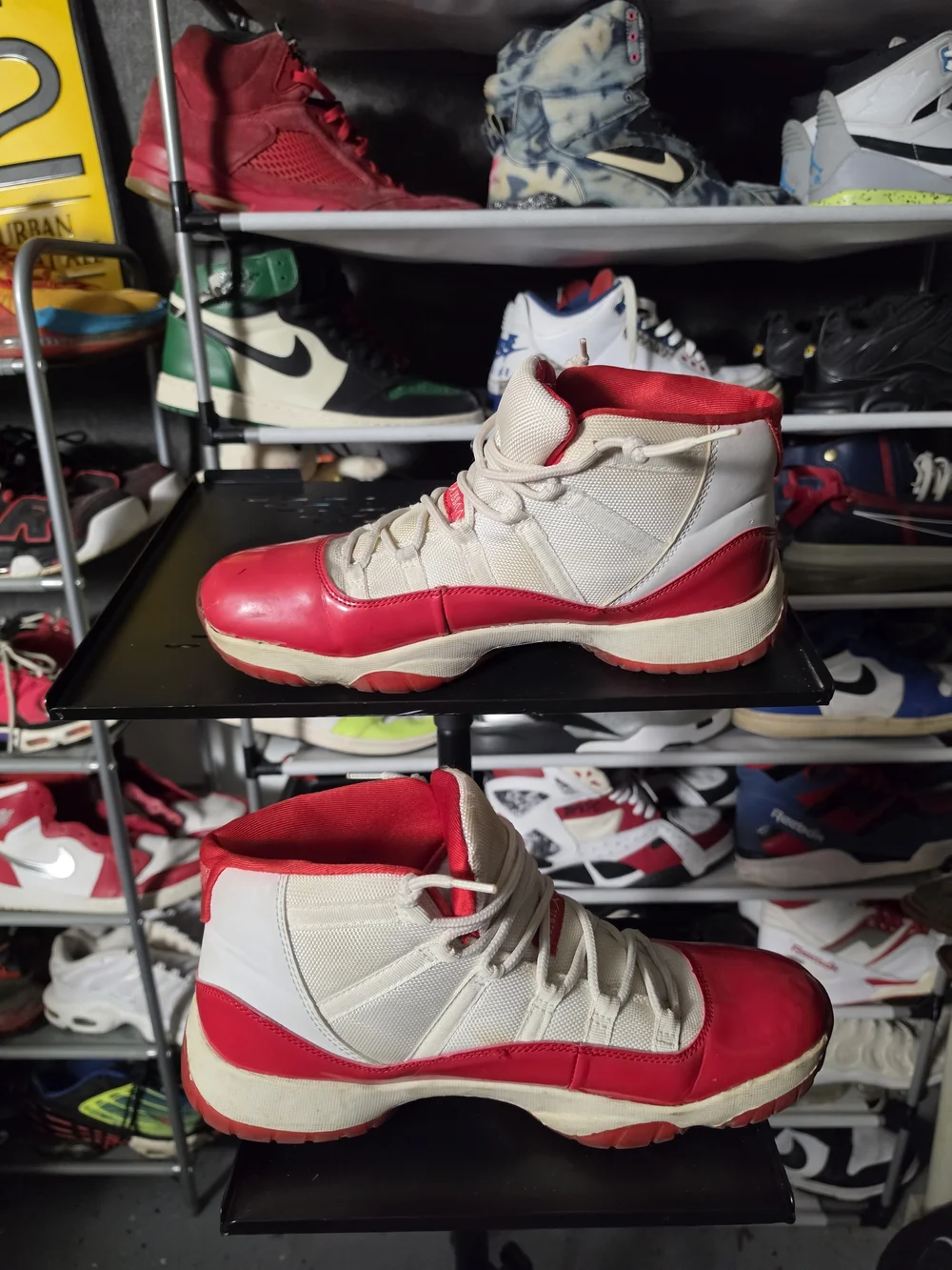 🔥 Jordan Men's Retro High-Top Sneakers Size 11 White Cherry Red